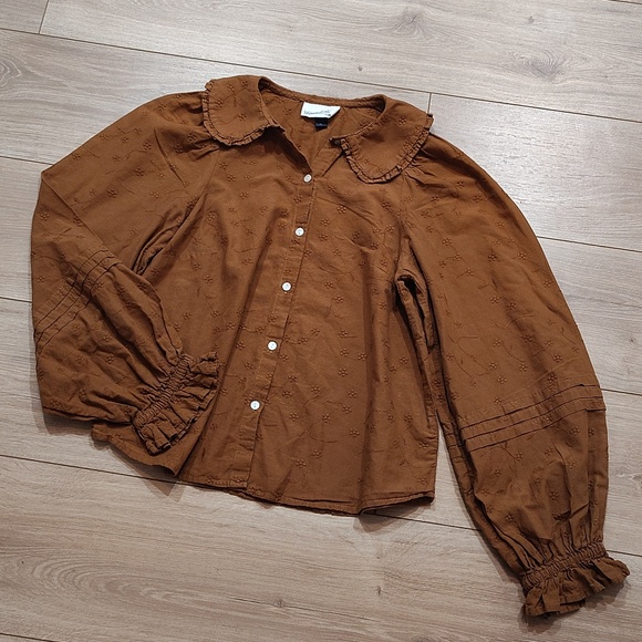 Universal Thread Tops - Universal Thread Burnt Orange, Eyelet Button Front Blouse, Ladies X-Small